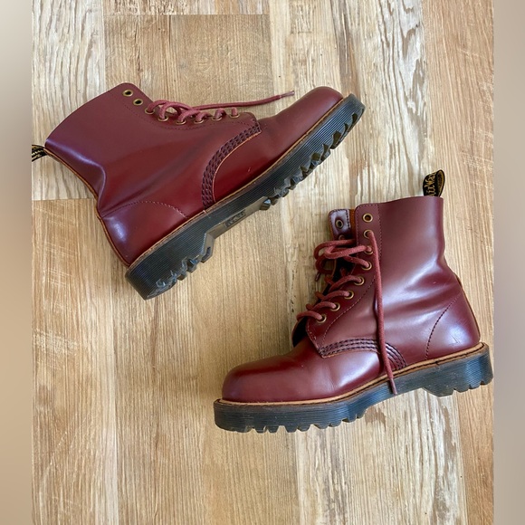 Limited Edition - Dr Marten Pascal Combat Boots Women’s Sz 8 AirWear Oxblood - Picture 11 of 13